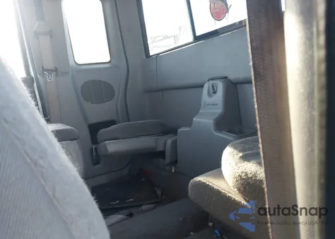 2002 Mazda B4000 Ds from USA, damaged, VIN 4F4YR46E52TM16525